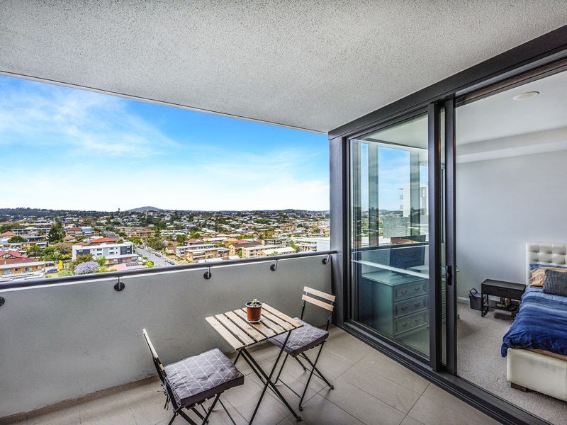 11409/300 Old Cleveland Road, Coorparoo QLD 4151