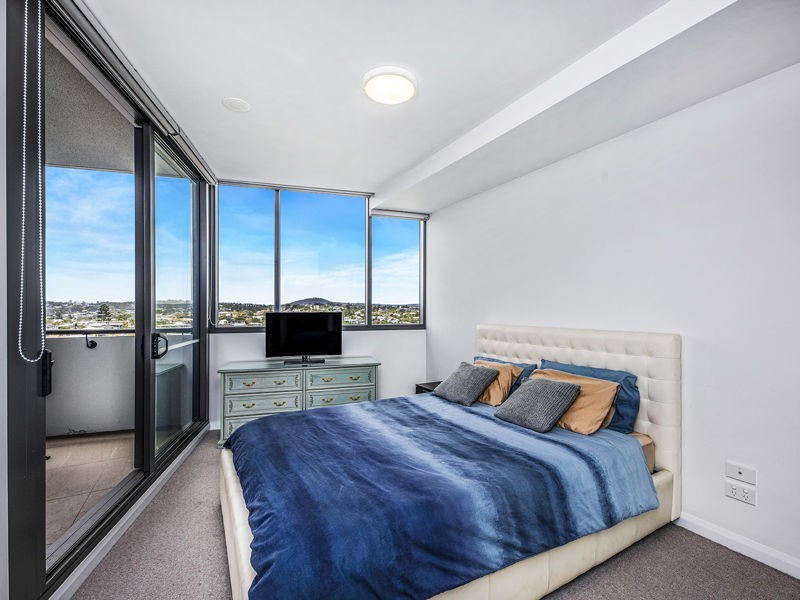 11409/300 Old Cleveland Road, Coorparoo QLD 4151