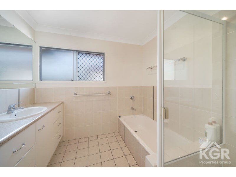 15 Mingera Street, Mansfield QLD 4122