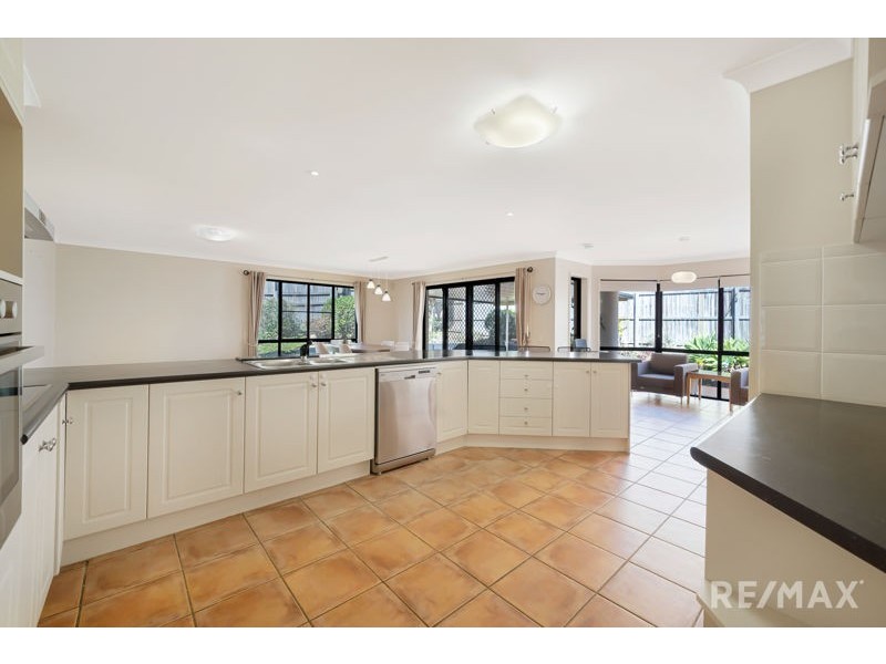 100 Rubicon Cresent, Kuraby QLD 4112