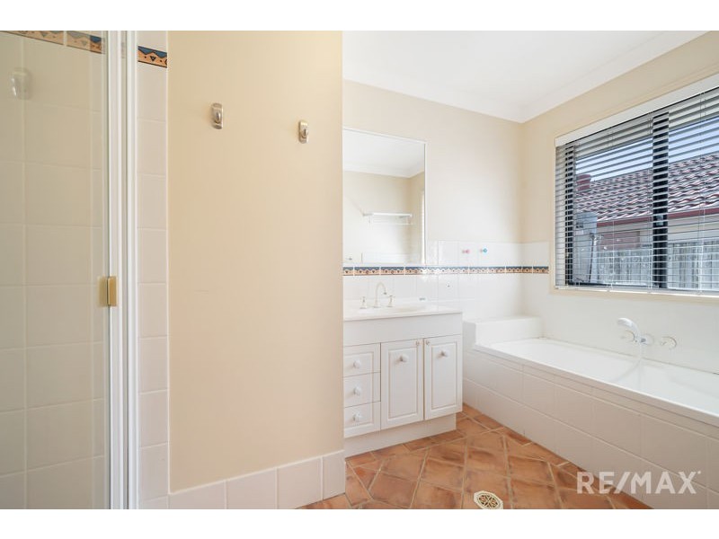 100 Rubicon Cresent, Kuraby QLD 4112