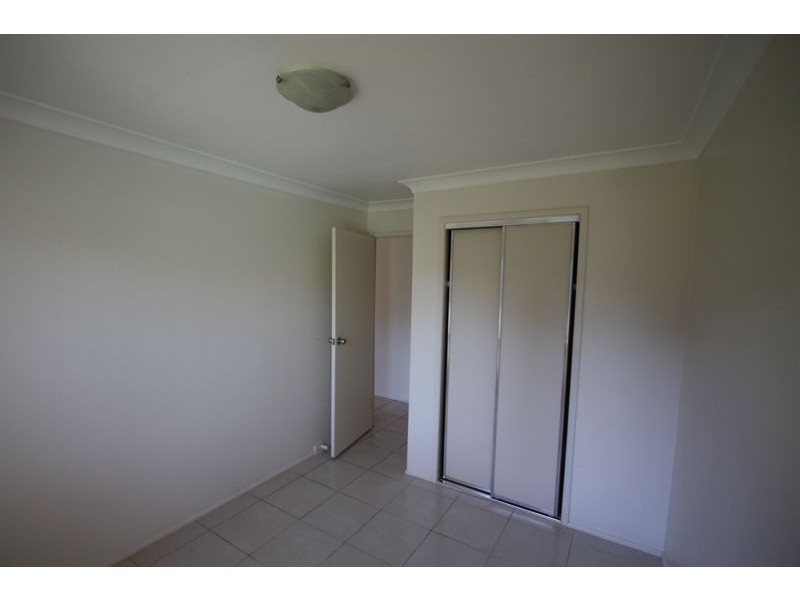 4 Malmsey Street, Calamvale QLD 4116