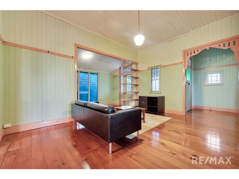 36A Montrose Road, Taringa QLD 4068