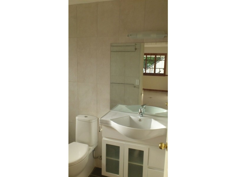 36A Montrose Road, Taringa QLD 4068