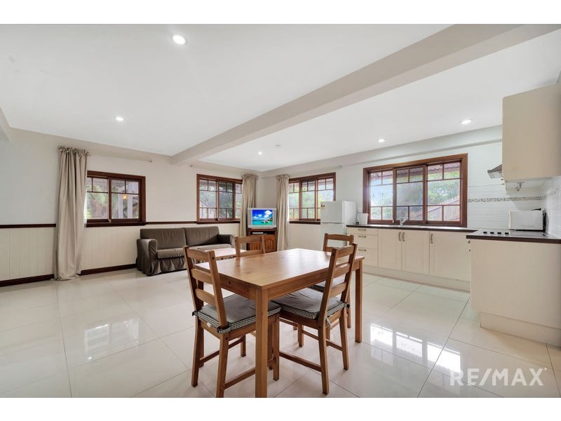 36B Montrose Road, Taringa QLD 4068