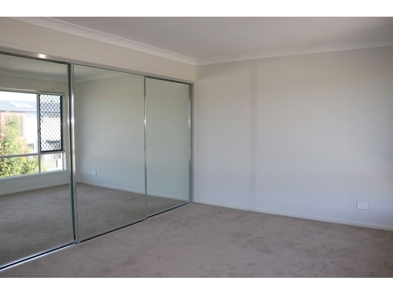 23 Skyview Avenue, Rochedale QLD 4123