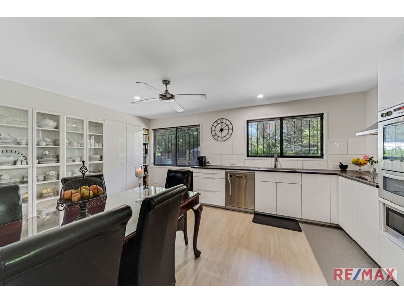 14 Westmoreland Blvd, Springwood QLD 4127