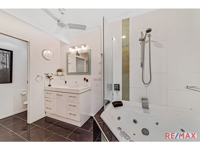 14 Westmoreland Blvd, Springwood QLD 4127