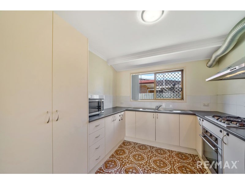 58 Baroda St, Coopers Plains QLD 4108