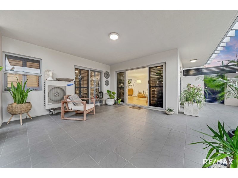 2/2242 Logan Road, Upper Mount Gravatt QLD 4122