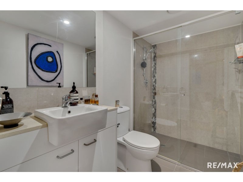 2/2242 Logan Road, Upper Mount Gravatt QLD 4122