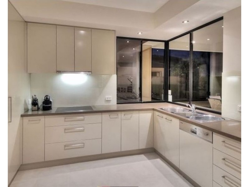 52 Dandelion Street, Eight Mile Plains QLD 4113