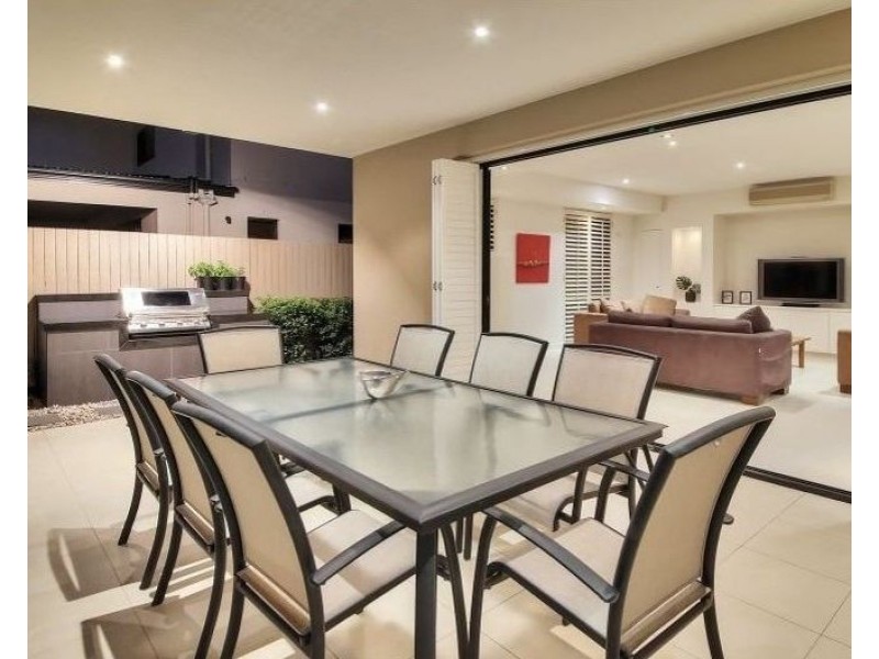 52 Dandelion Street, Eight Mile Plains QLD 4113