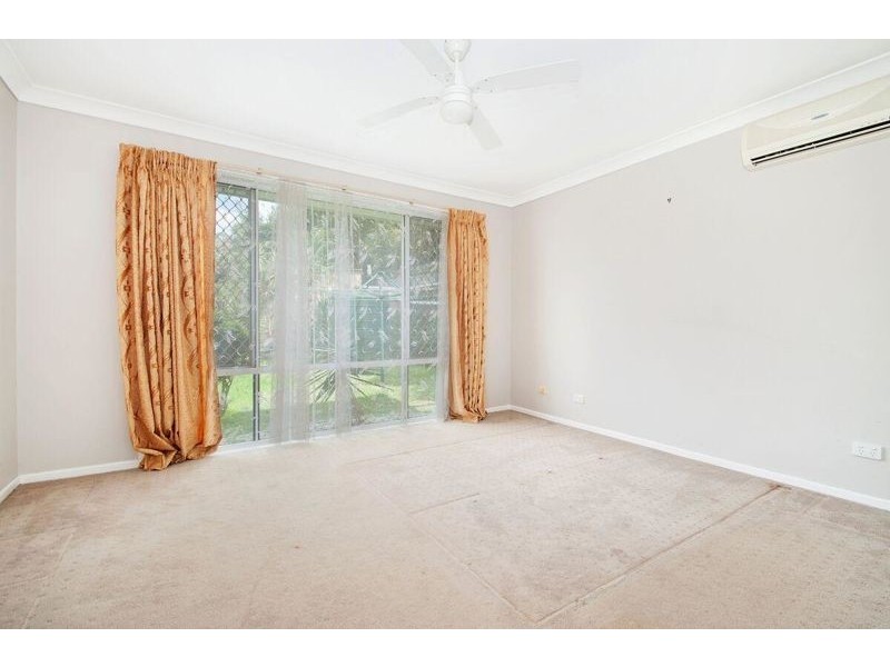 42 Sheffield Place, Kuraby QLD 4112