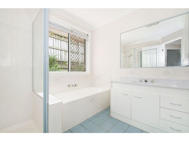 42 Sheffield Place, Kuraby QLD 4112