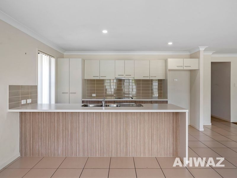 16 Oasis Court, Marsden QLD 4132