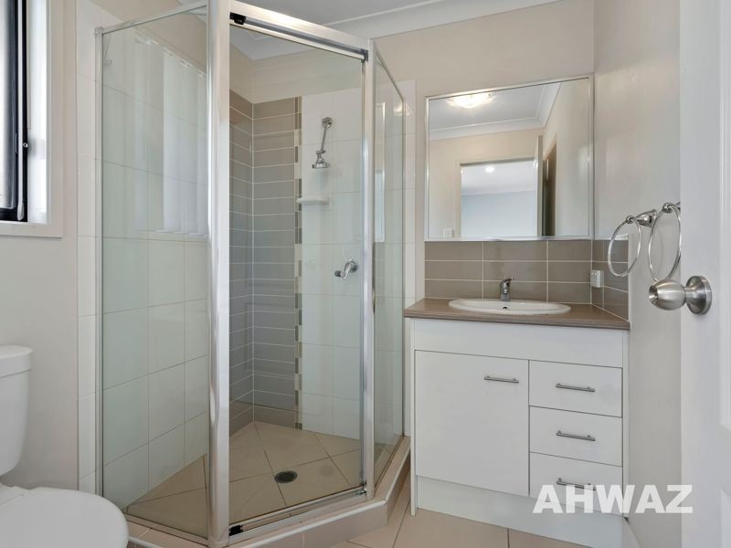 16 Oasis Court, Marsden QLD 4132