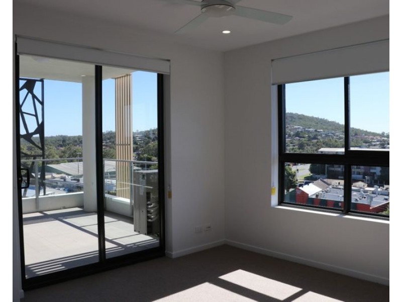 707/10 Norton Street, Upper Mount Gravatt QLD 4122