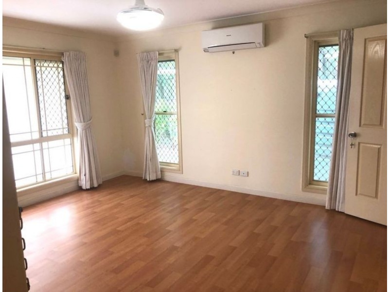 1 Autumn Close, Calamvale QLD 4116