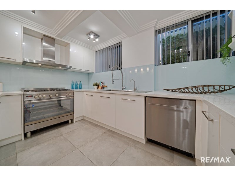 34 Lindon Street, Dutton Park QLD 4102