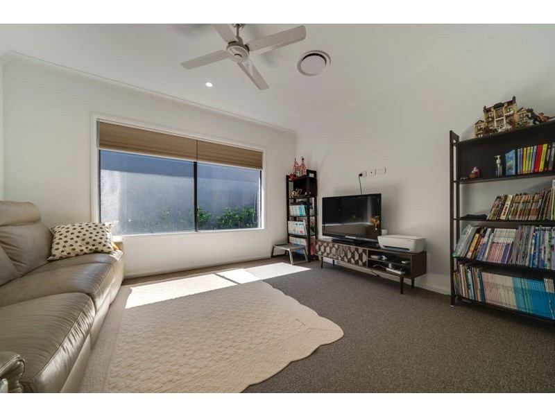 26 Kourounis Street, Logan Reserve QLD 4133