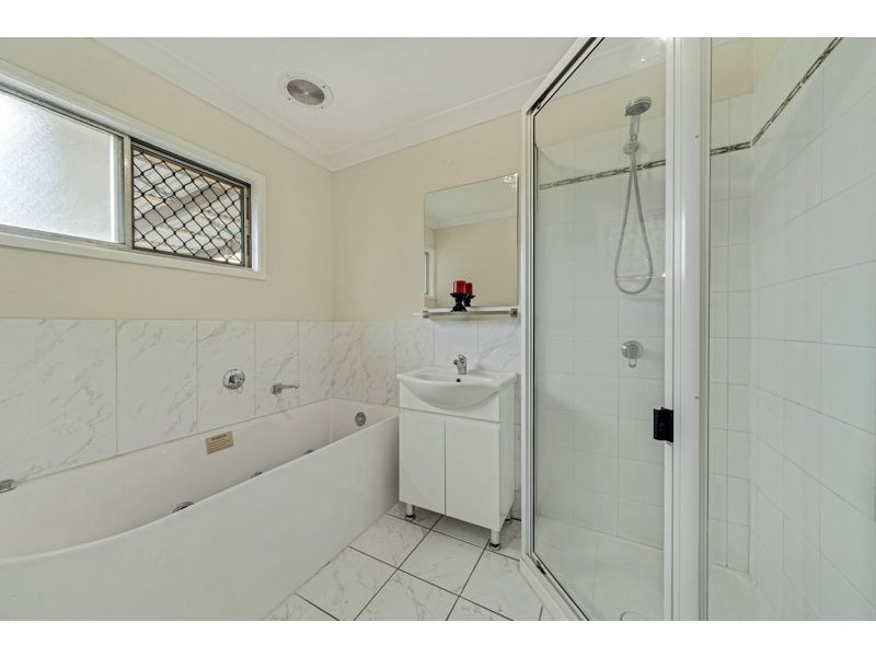 2 Lorimer Street, Springwood QLD 4127
