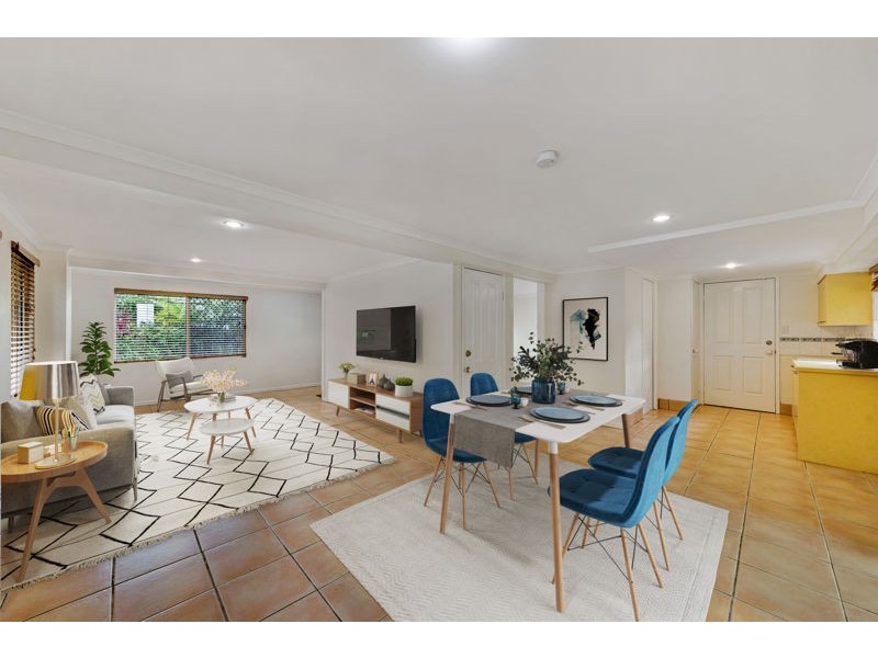 2 Lorimer Street, Springwood QLD 4127