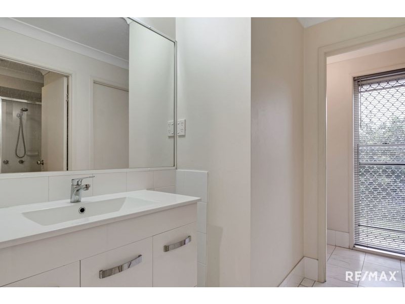 40 Orania Crescent, Calamvale QLD 4116