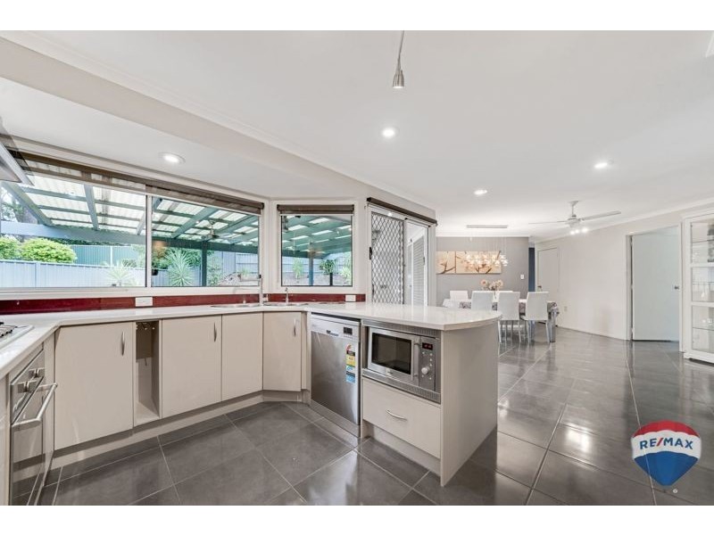 27 Pinewood Court, Algester QLD 4115