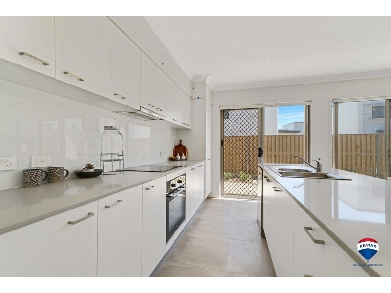 5 Kinsellas Road West, Mango Hill QLD 4509