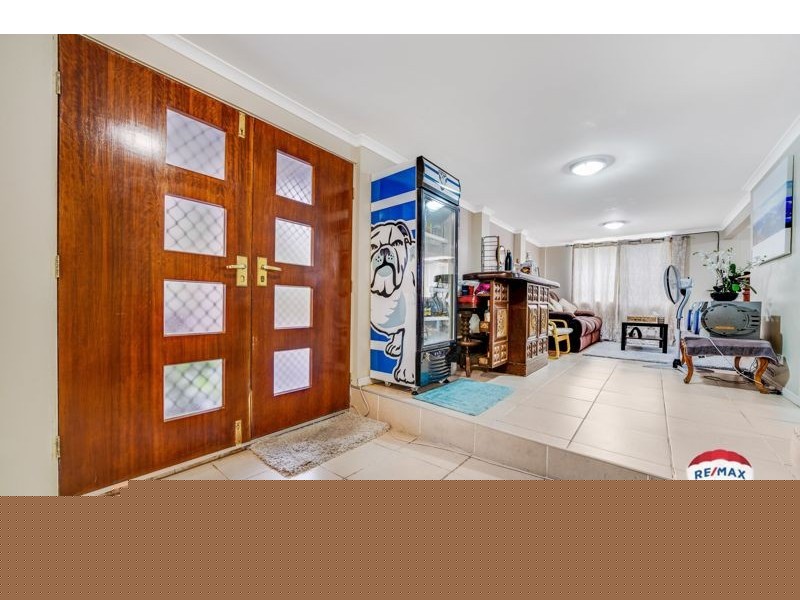 71 Karri Avenue, Logan Central QLD 4114