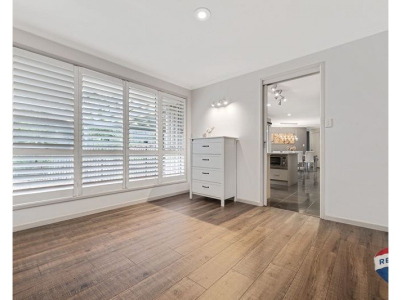 27 Pinewood Court, Algester QLD 4115