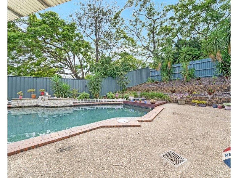 27 Pinewood Court, Algester QLD 4115