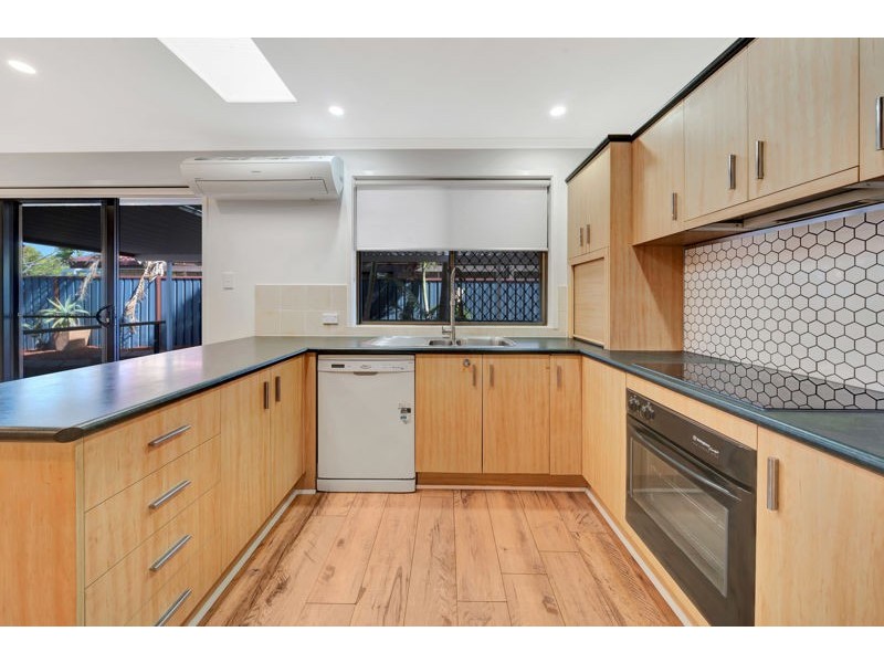 1 Stilton Court, Daisy Hill QLD 4127
