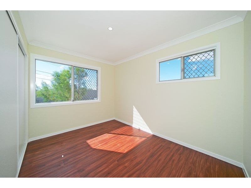 1 Rhea Aveune, Logan Central QLD 4114