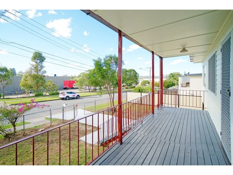 1 Rhea Aveune, Logan Central QLD 4114