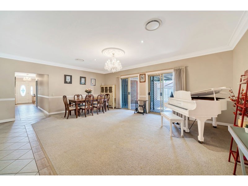 56 Lake Eyre Crescent, Parkinson QLD 4115