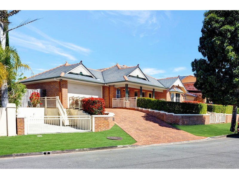 56 Lake Eyre Crescent, Parkinson QLD 4115