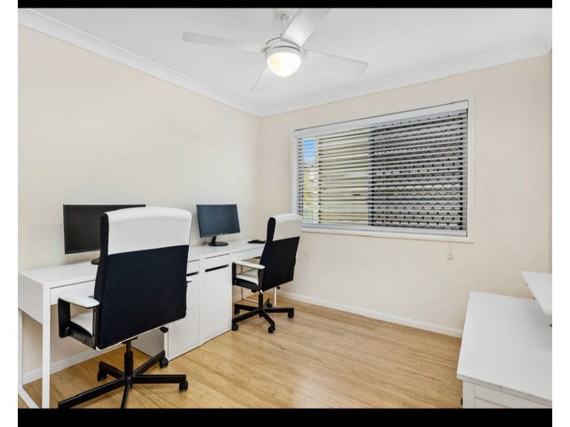 89 Oakleaf St, Eight Mile Plains QLD 4113