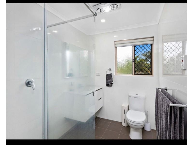 89 Oakleaf St, Eight Mile Plains QLD 4113