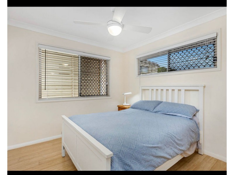 89 Oakleaf St, Eight Mile Plains QLD 4113