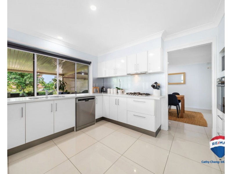 7 Crystal Court, Parkinson QLD 4115