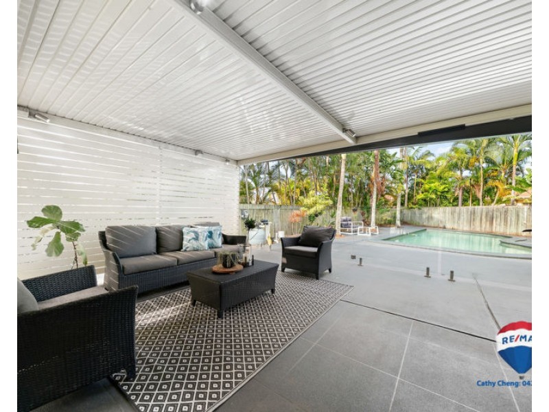 7 Crystal Court, Parkinson QLD 4115