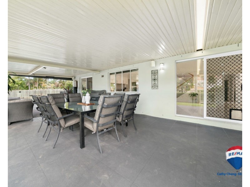 7 Crystal Court, Parkinson QLD 4115