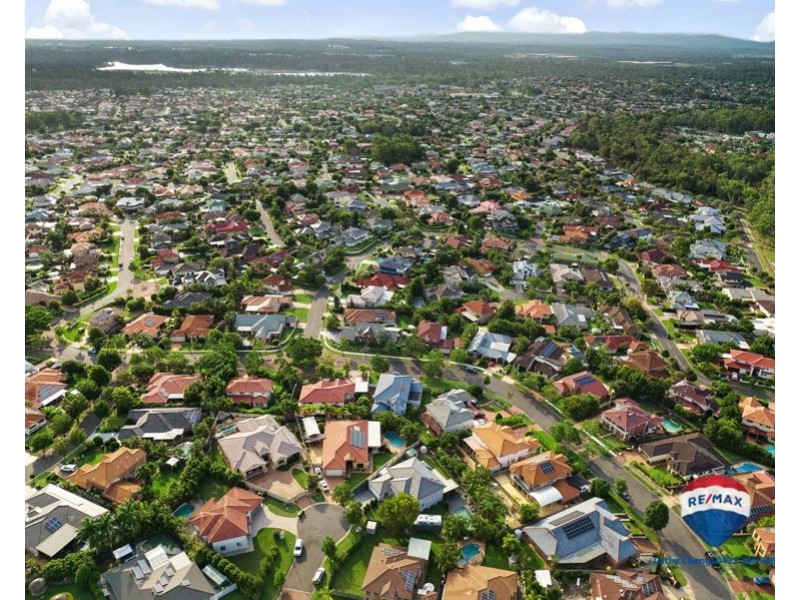 7 Crystal Court, Parkinson QLD 4115