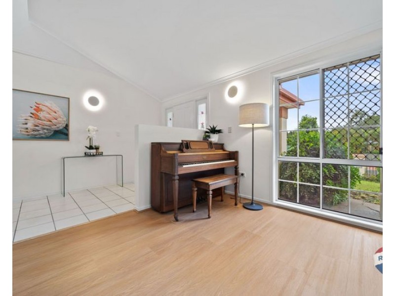 10 Bauhinia Close, Eight Mile Plains QLD 4113