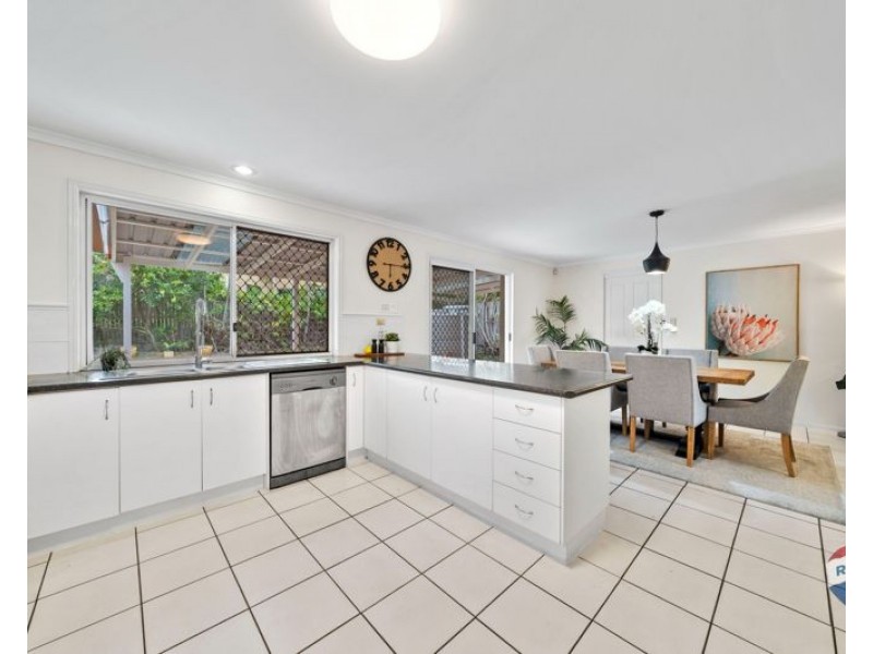 10 Bauhinia Close, Eight Mile Plains QLD 4113