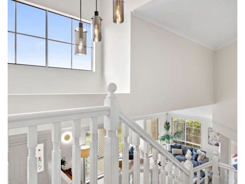 10 Bauhinia Close, Eight Mile Plains QLD 4113