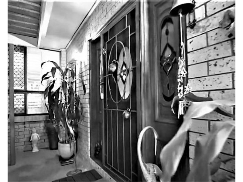 136 Barbaralla Drive, Springwood QLD 4127