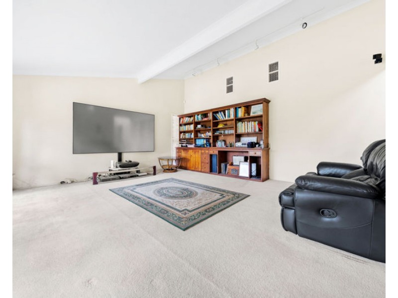 40 Mandarin Street, Coopers Plains QLD 4108